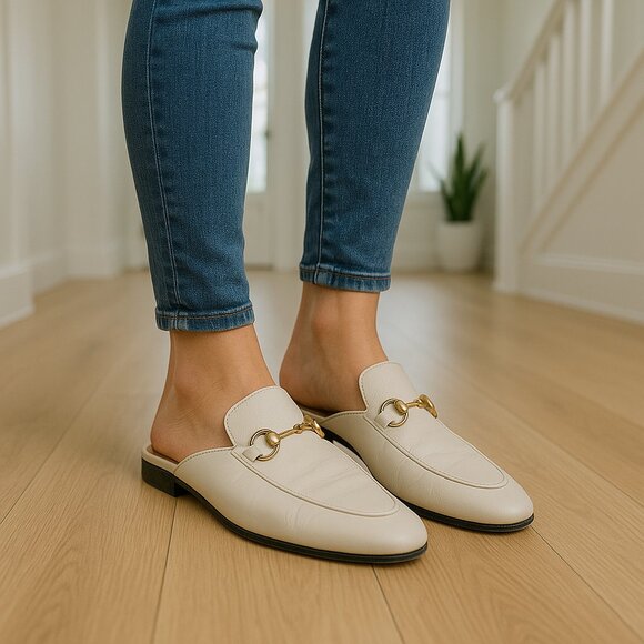 GUCCI White Leather Horsebit Princetown Blogger Celebrity Mules 37.5 - Picture 1 of 16